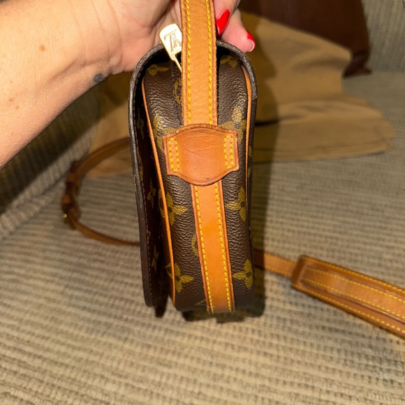 Louis Vuitton Brown Monogram Crossbody Bag - Picture 3 of 7